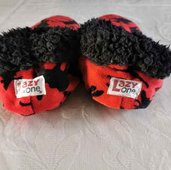 Crazy Ones Red & Black Moose Slippers Size S/M - Picture 3 of 4